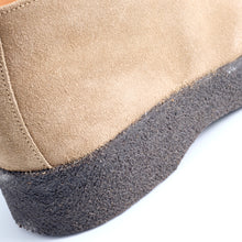 Load image into Gallery viewer, Joe & Co x Sanders 08 Fawn Polo Snuff Suede Chucka Boot