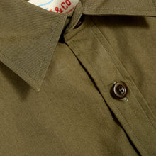 Load image into Gallery viewer, Boulton Khaki Luxury Cotton Poplin Tailed Shirt