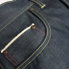 Load image into Gallery viewer, Collier 9 100% Cotton 11-1/4oz White Line Selvedge Denim