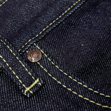 Load image into Gallery viewer, COLLIER 17 Japanese KURABO 14oz Red Line Selvedge Denim