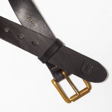 Load image into Gallery viewer, Philby 02 British veg tanned black leather and brass belt
