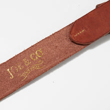 Load image into Gallery viewer, Philby 03 British veg tanned Dark Chestnut leather and brass belt