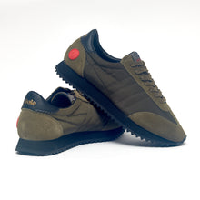 Load image into Gallery viewer, Joe & Co X Gola Olive & Black Classic Springfield 70's Jogger