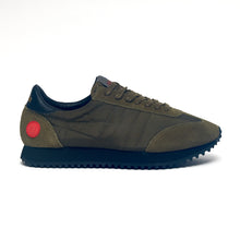Load image into Gallery viewer, Joe & Co X Gola Olive & Black Classic Springfield 70's Jogger