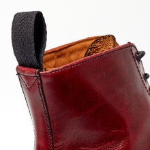 Load image into Gallery viewer, The Reddington II 9 holer Derby toe cap leather boot