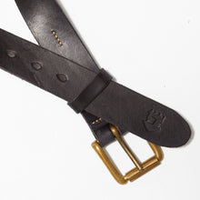 Load image into Gallery viewer, Philby 02 British veg tanned black leather and brass belt
