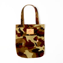 Load image into Gallery viewer, Tote 1 Water Repelent Ripstop Military Camo Tote Bag
